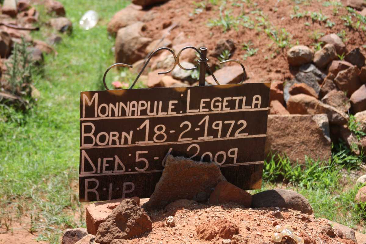 LEGETLA Monnapule 1972-2009