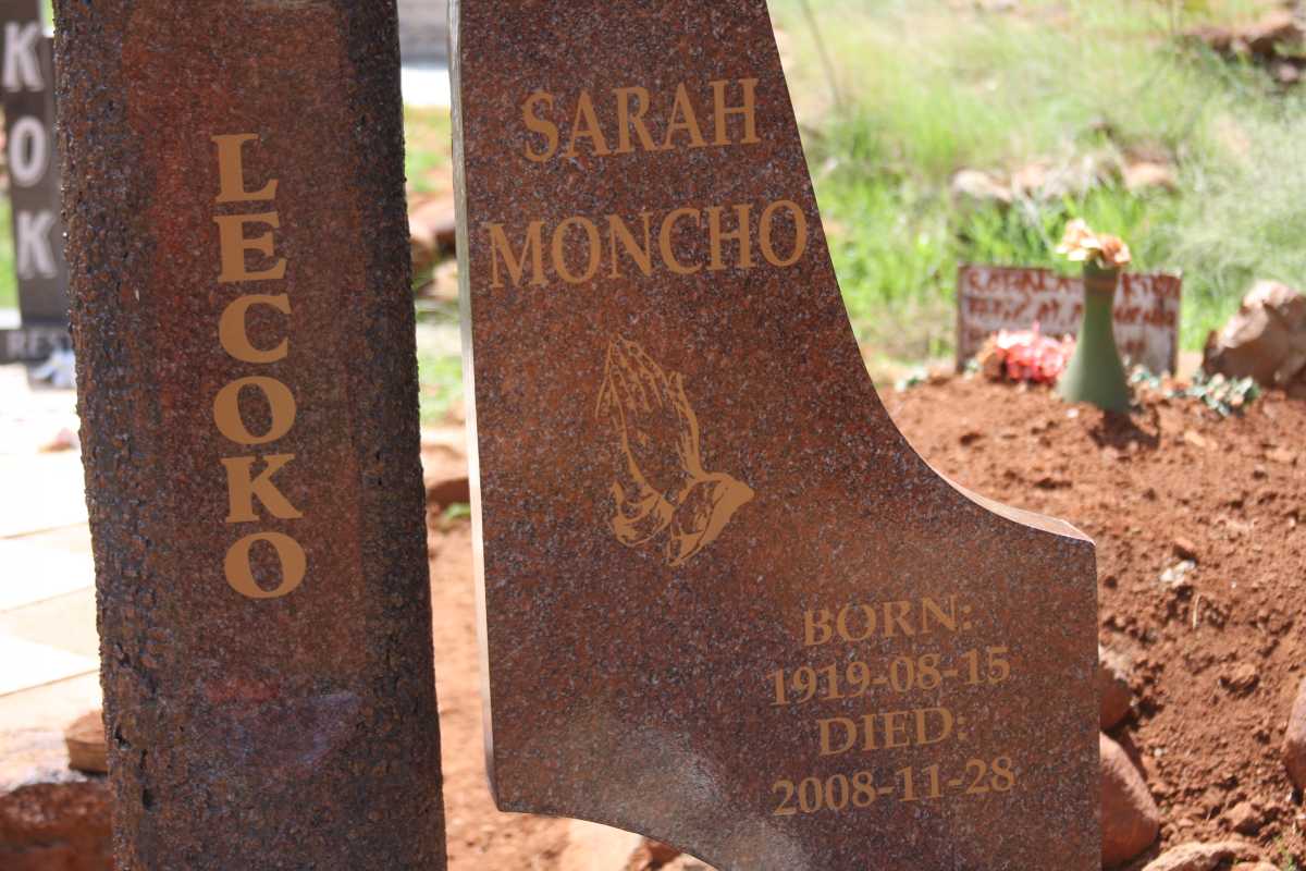 LECOKO Sarah Moncho 1919-2008