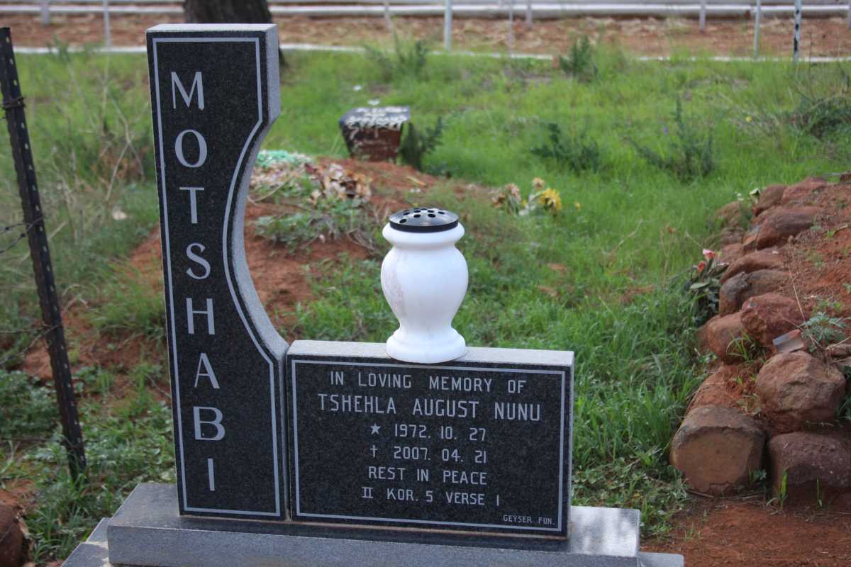 MOTSHABI Tshela August Nunu 1972-2007