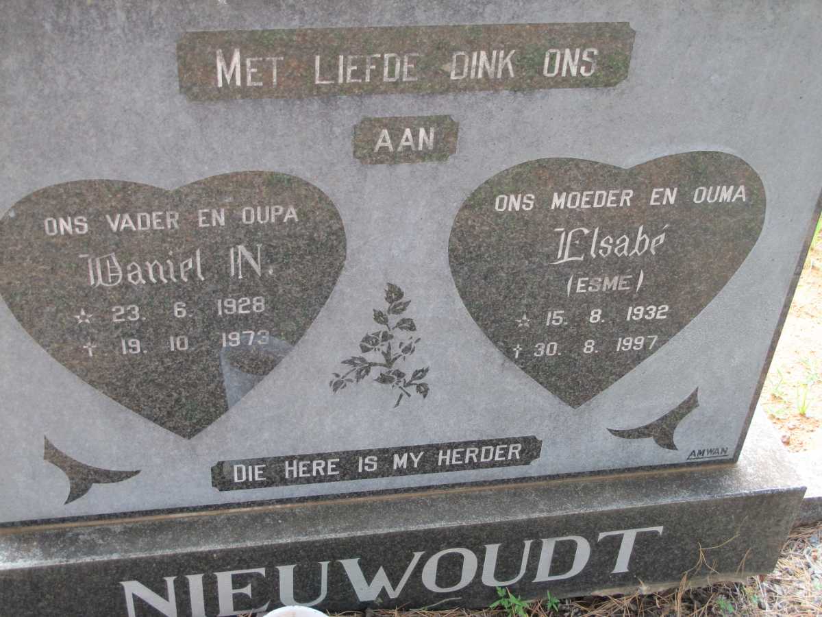 NIEUWOUDT Daniel N. 1928-1973 &amp; Elsabe 1932-1997