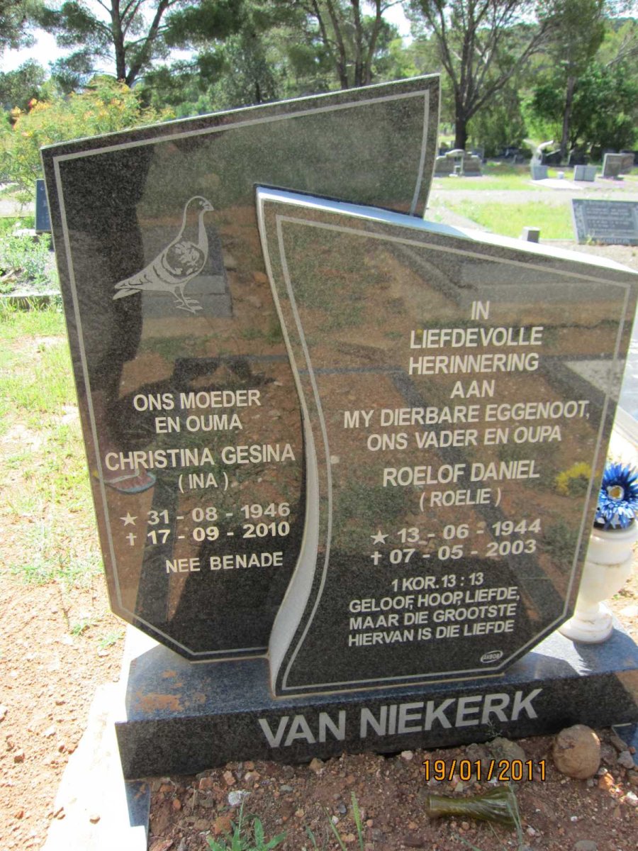 NIEKERK Roelof Daniel, van 1944-2003 &amp; Christina Gesina BENADE 1946-2010
