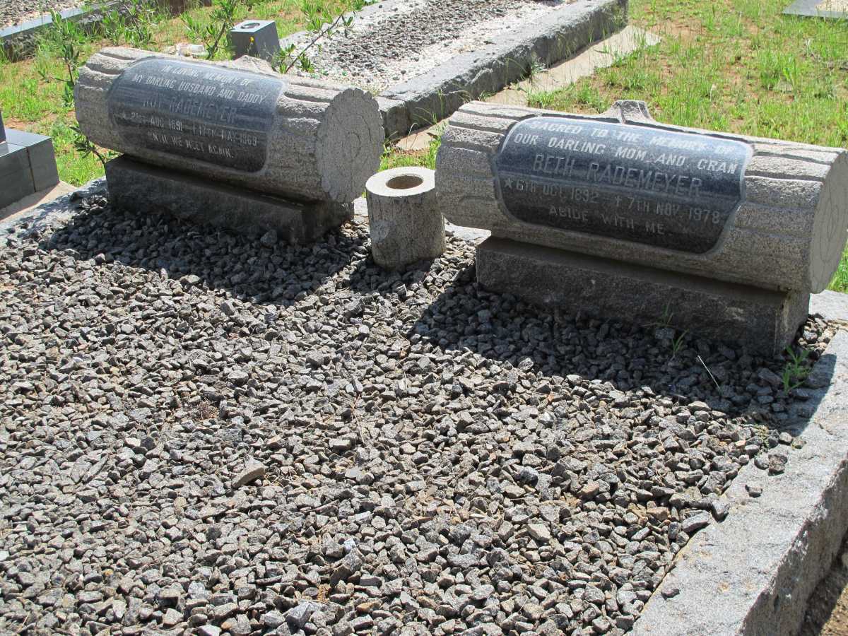 RADEMEYER Roy 1891-1969 &amp; Beth 1892-1978