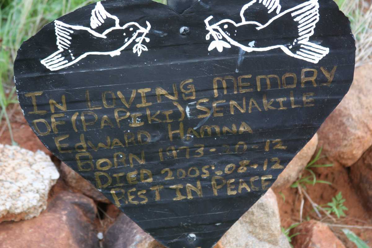 SENAKILE Edward Hamna 1973-2005