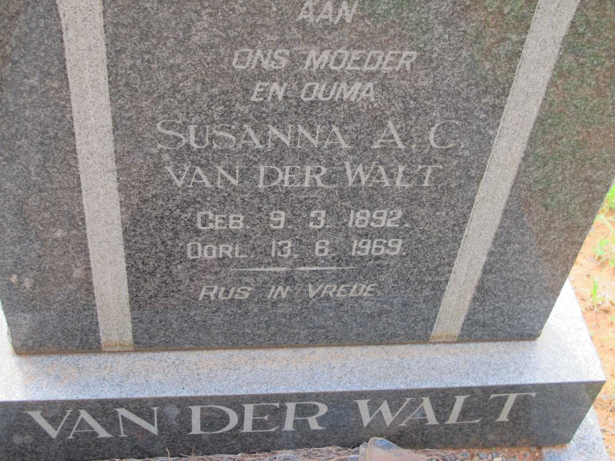 WALT Susanna A.C., van der 1892-1969