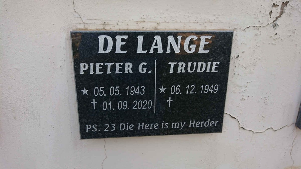 LANGE Pieter G., de 1943-2020 & Trudie 1949-