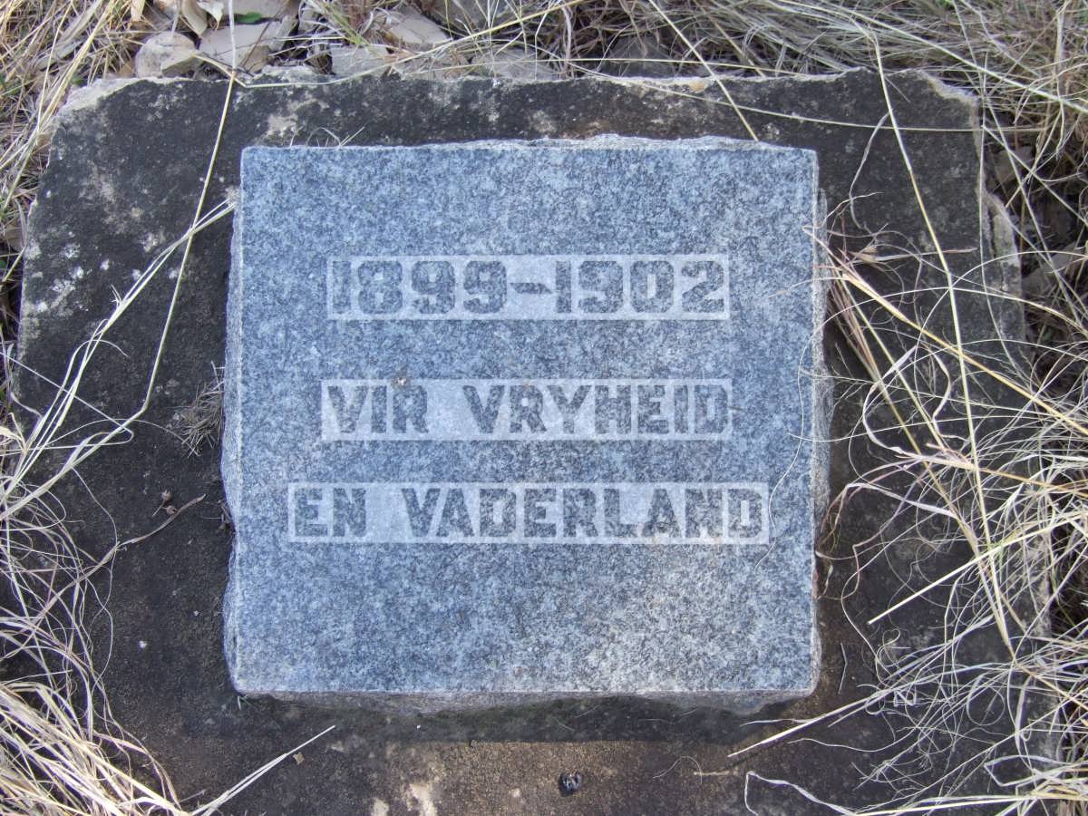 06. Gedenksteen aangebring as grafsteen op al die ongemerkte grafte