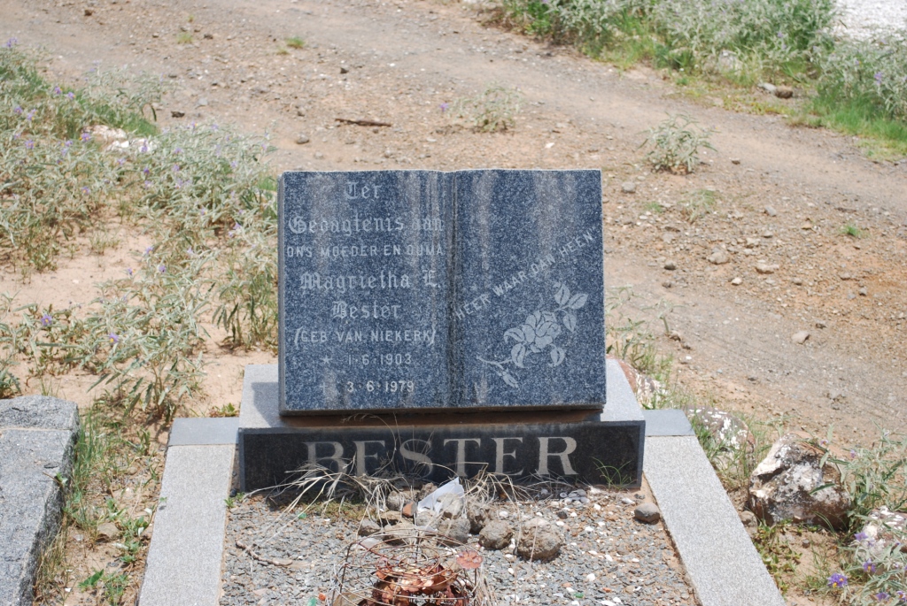 BESTER Magrietha E. nee VAN NIEKERK 1903-1979