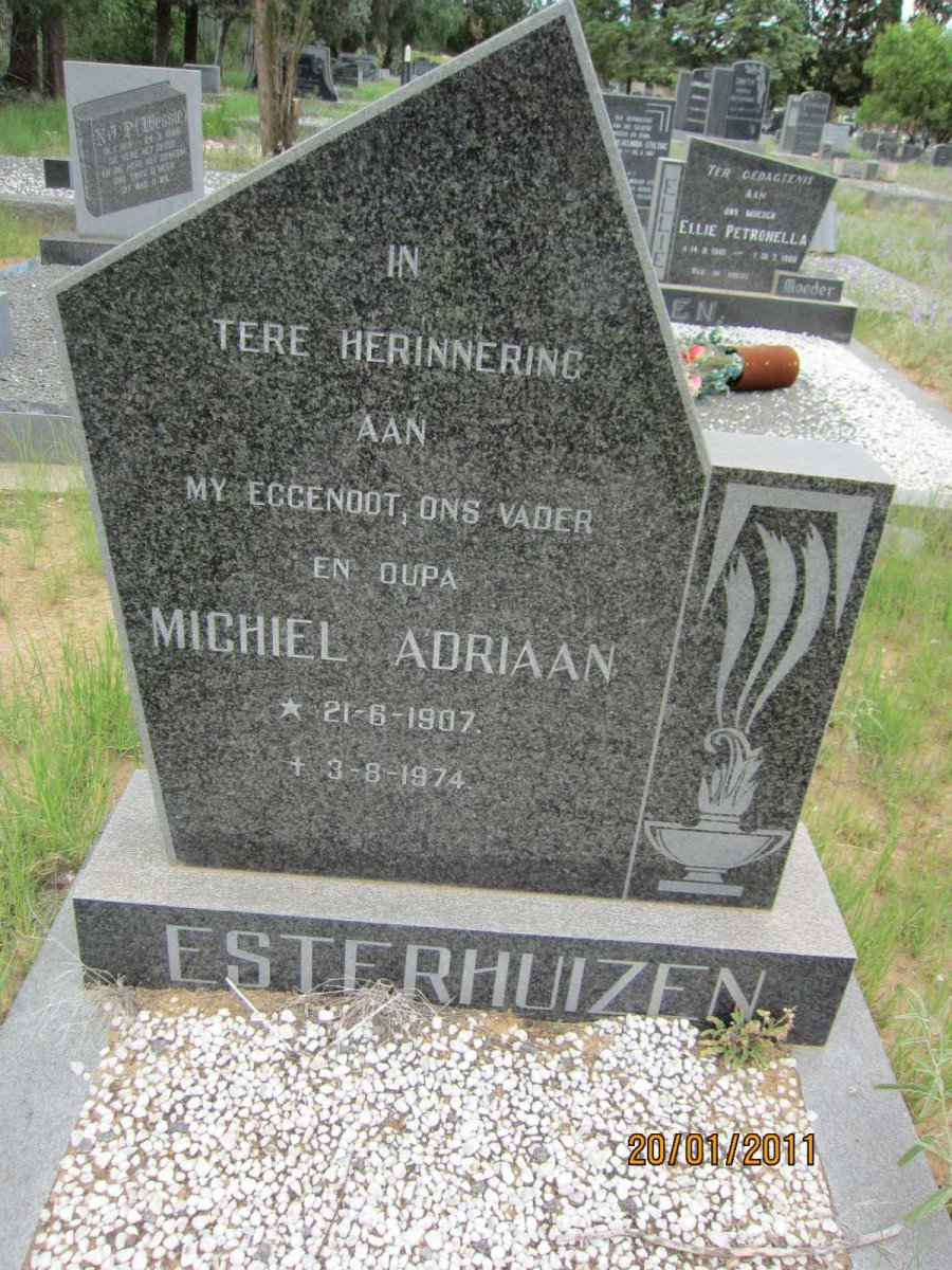 ESTERHUIZEN Michiel Adriaan 1907-1974