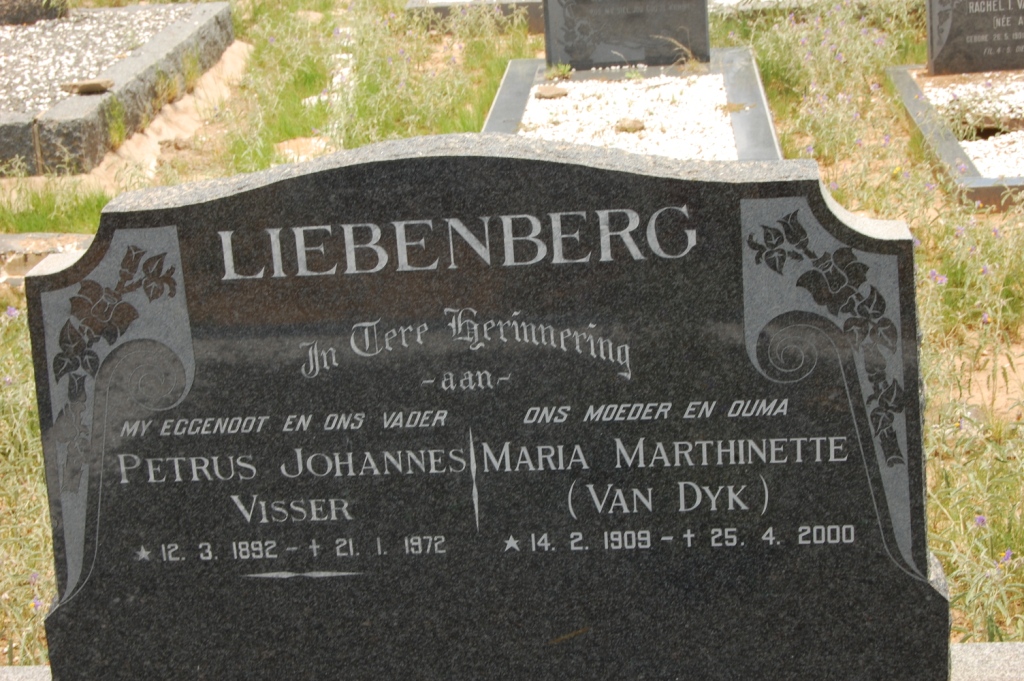 LIEBENBERG Petrus Johannes Visser 1892-1972 &amp; Maria Marthinette VAN DYK 1909-2000