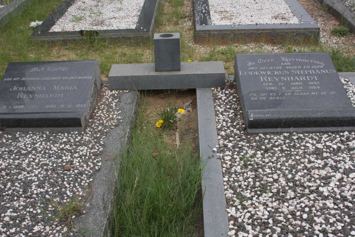 REYNHARDT Lodewickus Stephanus 1892-1984 &amp; Johanna Maria 1896-1965