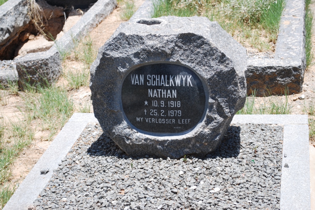 SCHALKWYK Nathan, van 1918-1979