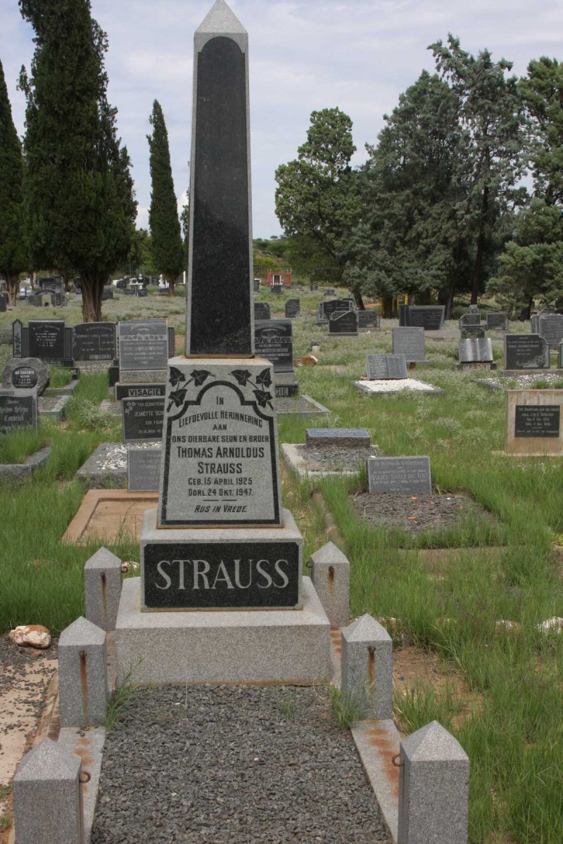 STRAUSS Thomas Arnoldus 1925-1947