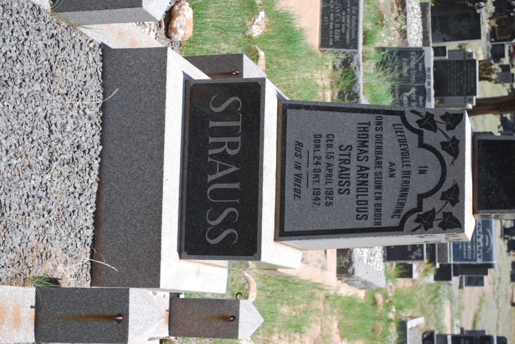 STRAUSS Thomas Arnoldus 1925-1947