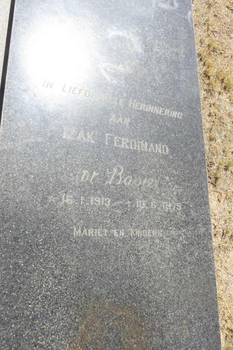 VILLIERS Izak Ferdinand, de 1913-1975