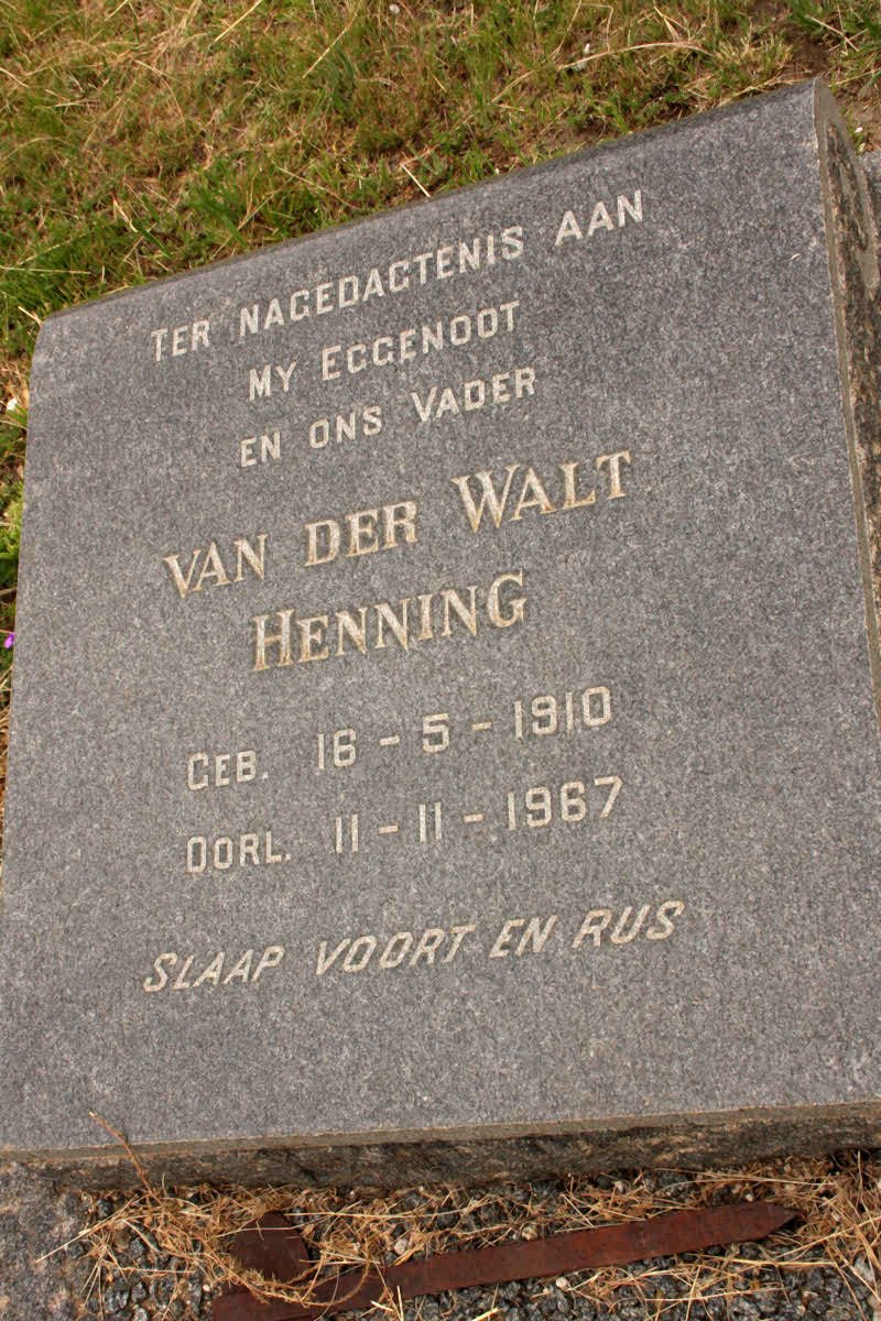 HENNING Van Der Walt 1910-1967