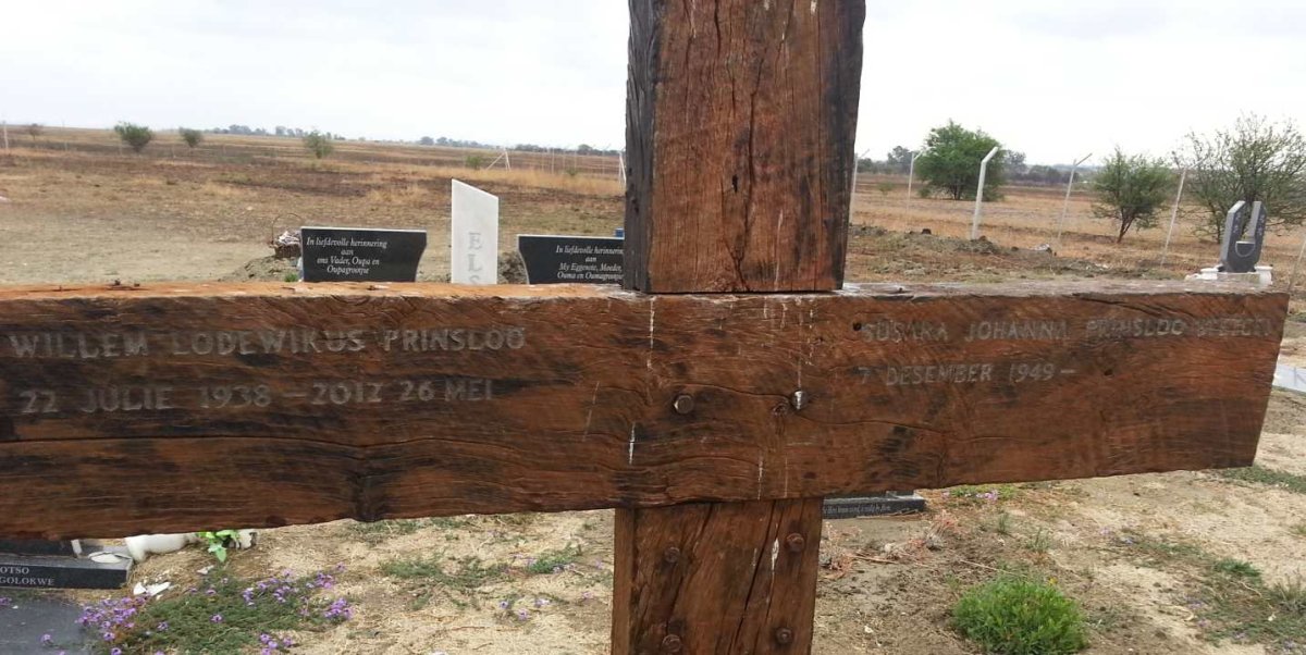 PRINSLOO Lodewickus 1938-2012 &amp; Susara Johanna BEETGE 1949-