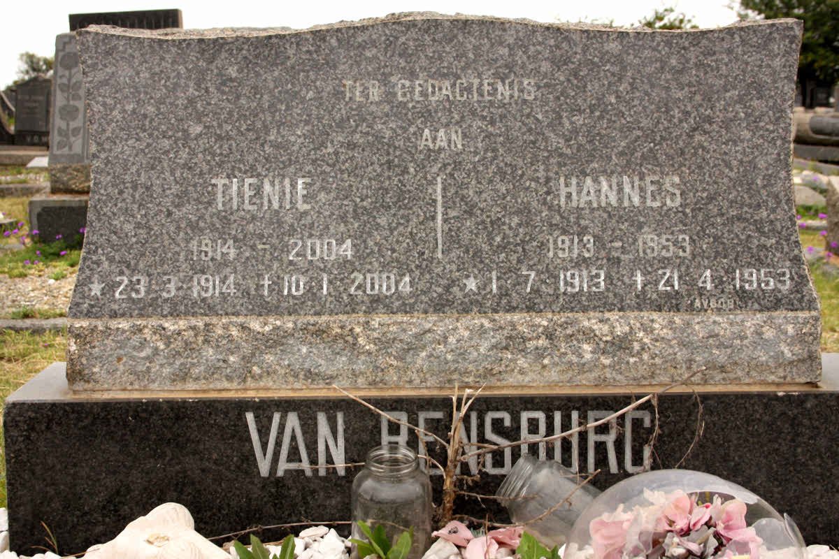RENSBURG Hannes, van 1913-1953 :: VAN RENSBURG Tienie 1914-2004
