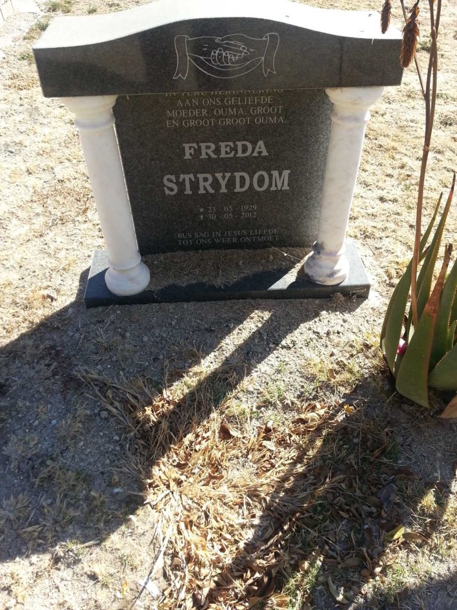 STRYDOM Freda 1929-2012