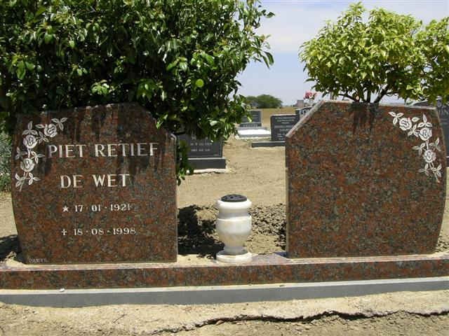 WET Piet Retief, de 1921-1998