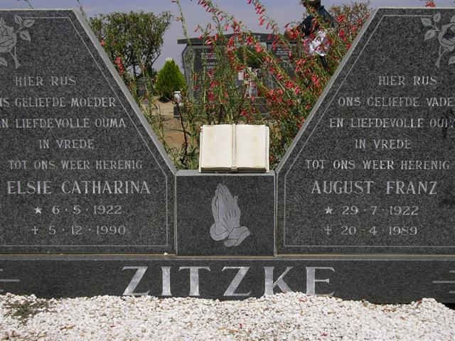 ZITZKE August Franz 1922-1989 &amp; Elsie Catharine 1922-1990
