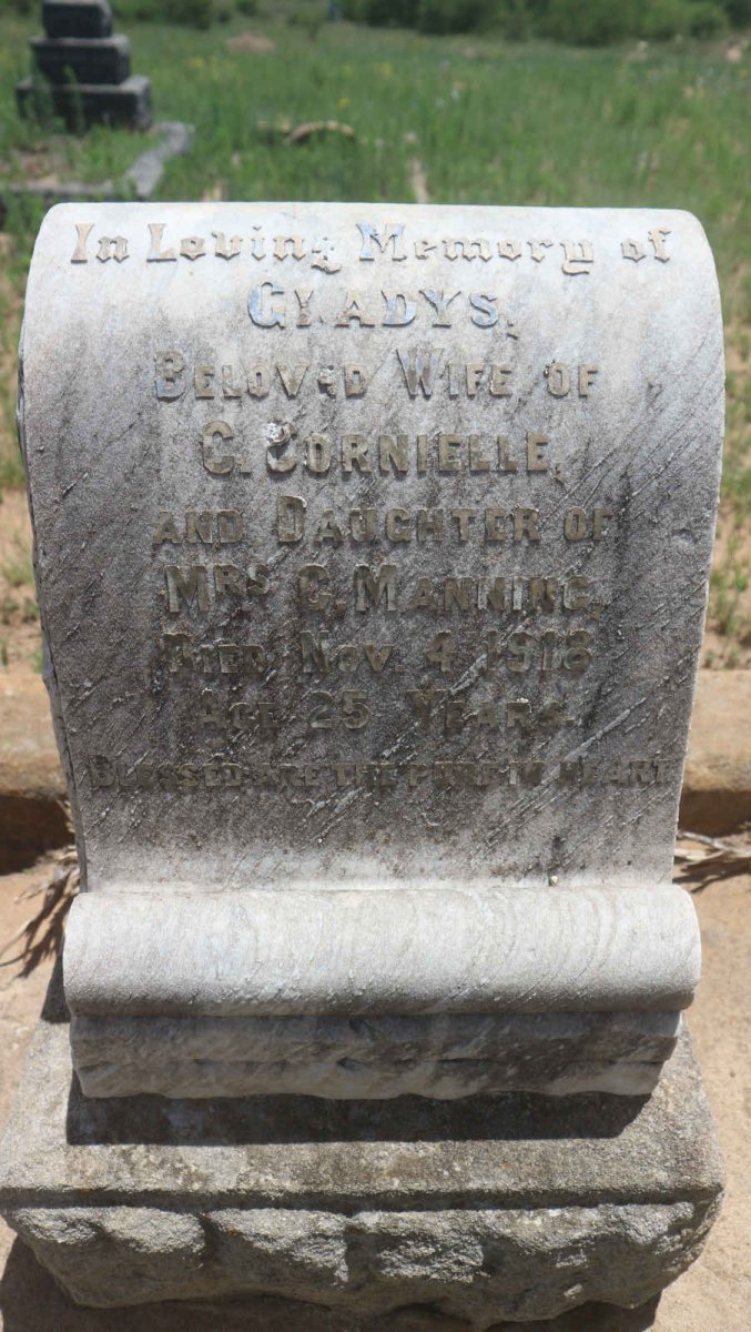 CORNIELLE Gladys nee MANNING -1918