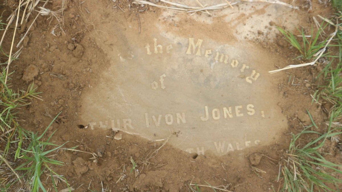 JONES Arthur Ivon -1909