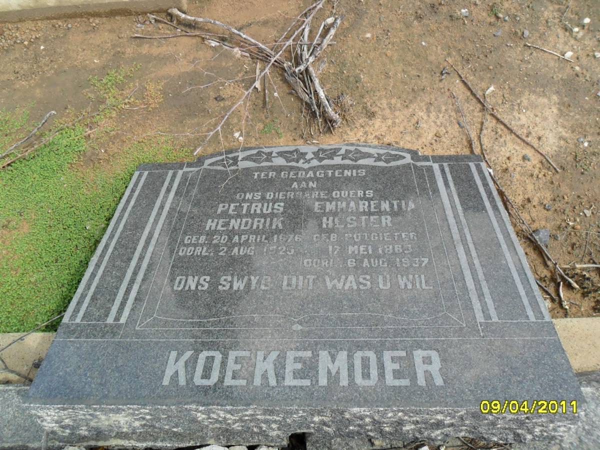 KOEKEMOER Petrus Hendrik 1876-1925 &amp; Emmarentia Hester POTGIETER 1863-1937