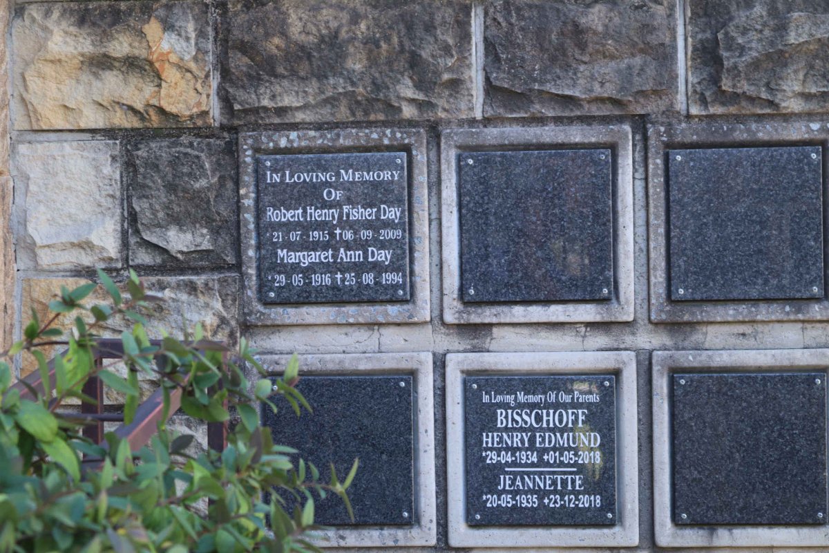 DAY Robert Henry Fisher 1915-2009 &amp; Margaret Ann 1916-1994 :: BISSCHOFF Henry Edmund 1934-2018 &amp; Jeannette 1935-2018