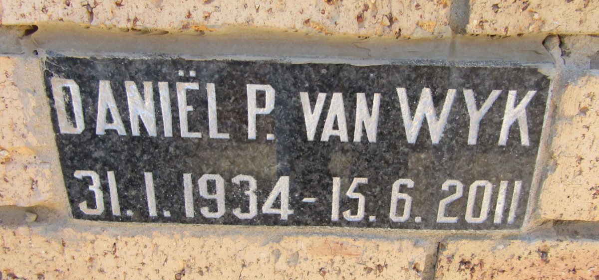 WYK Daniel P., van 1934-2011