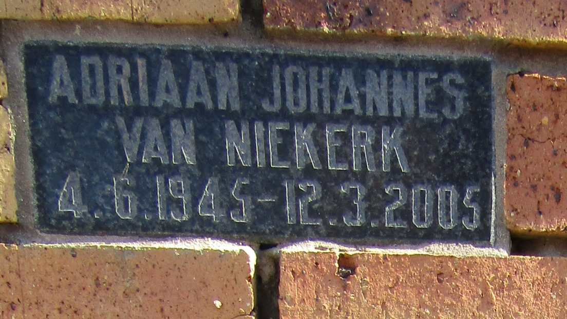 NIEKERK Adriaan Johannes, van 1945-2005