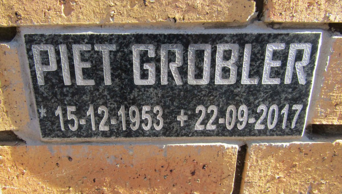 GROBLER Piet 1953-2017