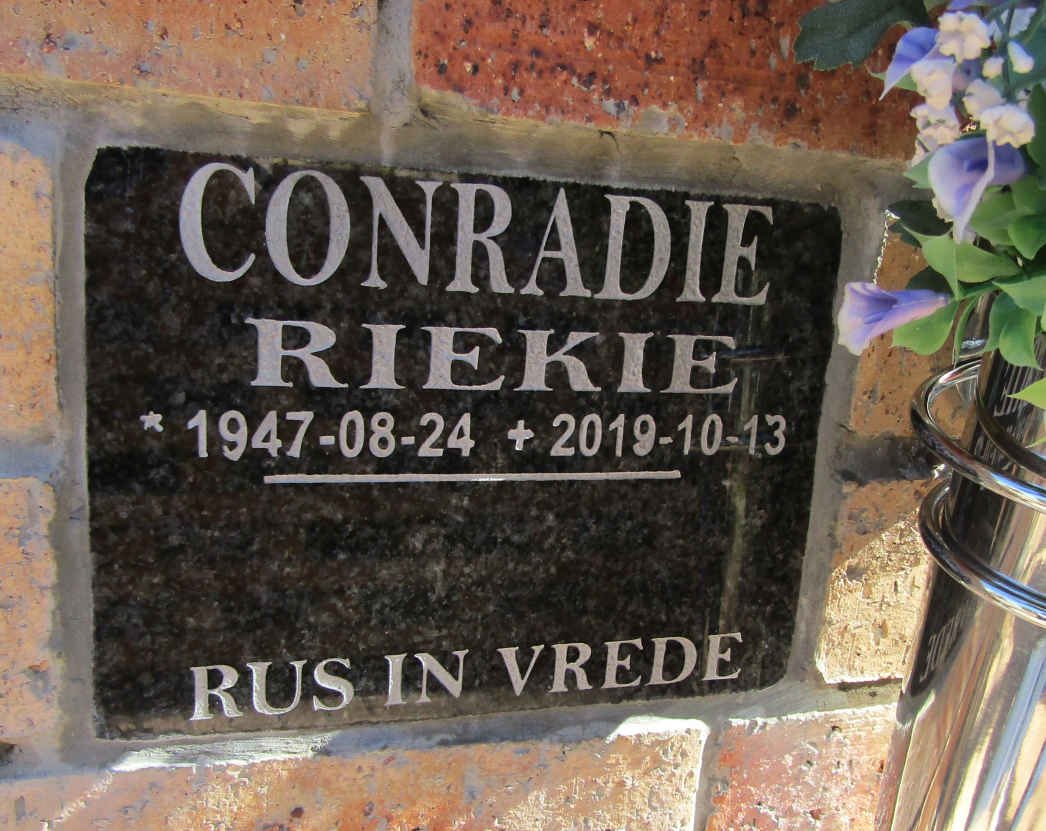 CONRADIE Riekie 1947-2019