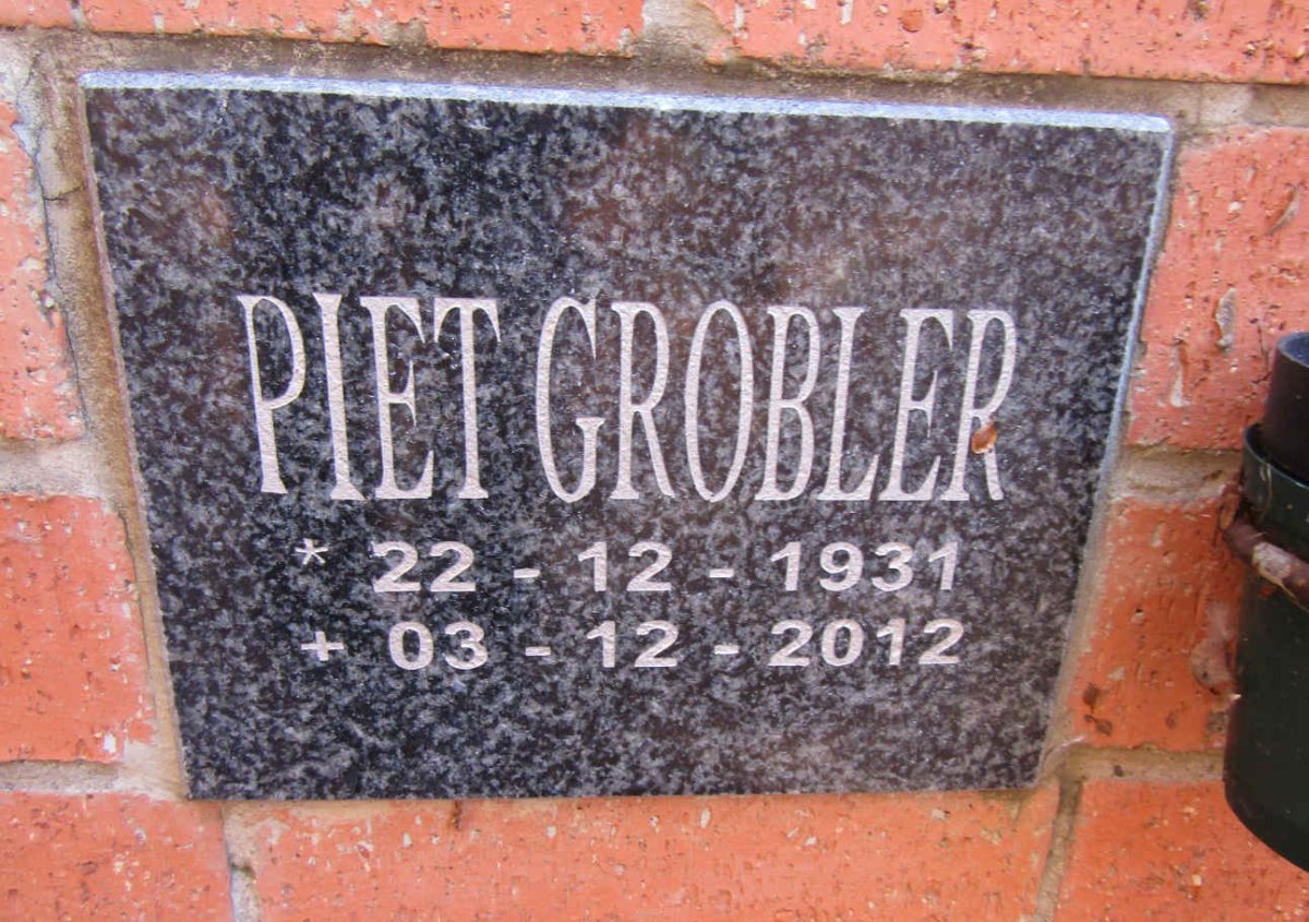 GROBLER Piet 1931-2012
