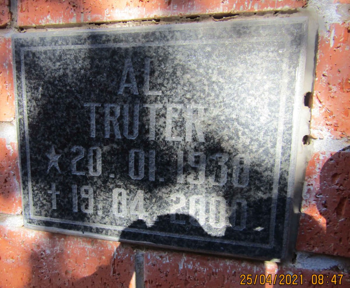 TRUTER A.L. 1930-2000