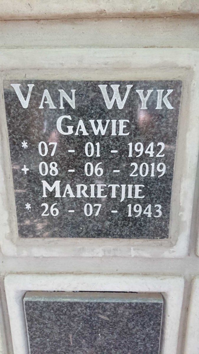 WYK Gawie, van 1942-2019 &amp; Marietjie 1943-