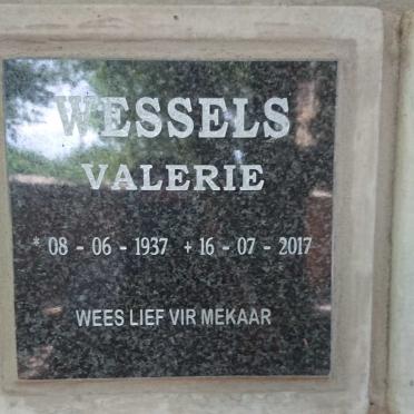 WESSELS Valerie 1937-2017