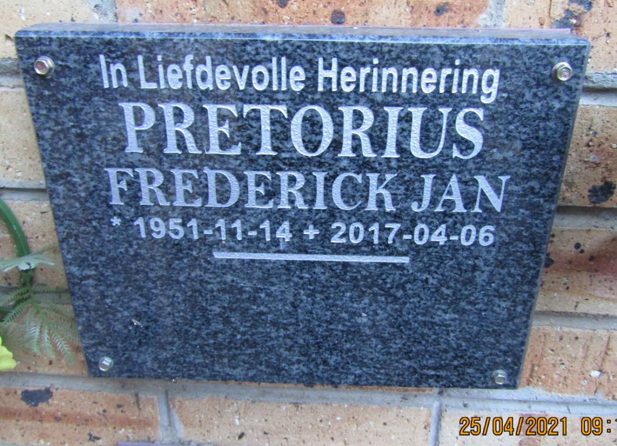 PRETORIUS Frederick Jan 1951-2017