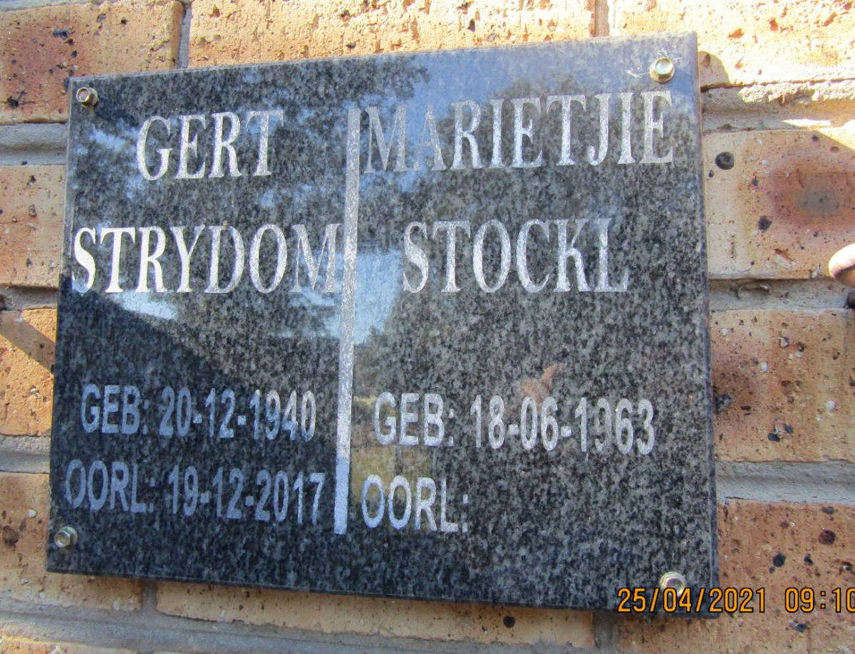STRYDOM Gert 1940-2017 &amp; Marietjie STOCKL 1963-