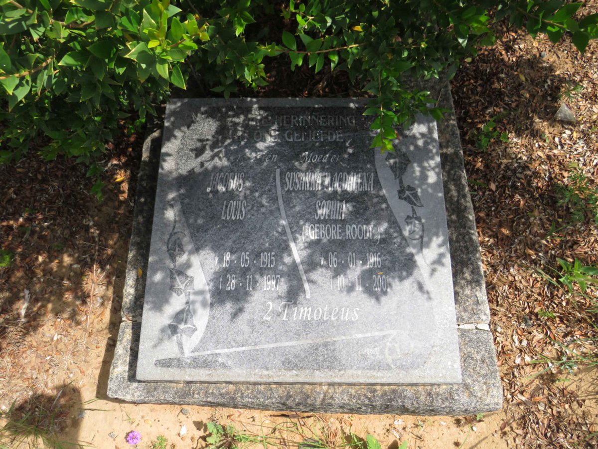 ? Jacobus Louis 1915-1997 & Susanna Magdalena Sophia nee ROODT 1916-2001