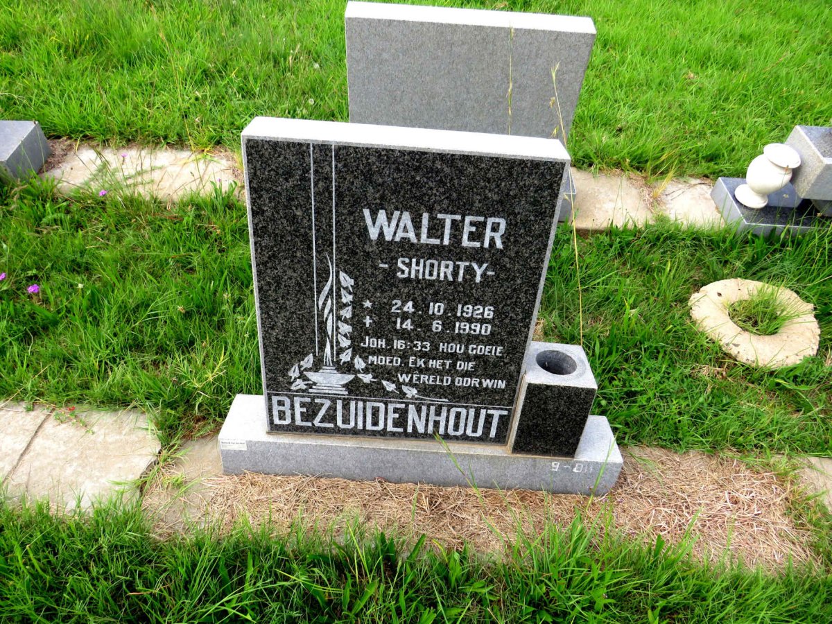 BEZUIDENHOUT Walter 1926-1990