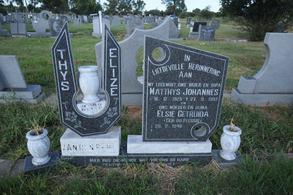 BERG Matthys Johannes, van den 1925-1993 &amp; Elsie Getruida DU PLESSIS 1940-