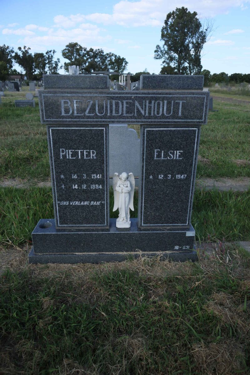 BEZUIDENHOUT Pieter 1941-1994 &amp; Elsie 1947-