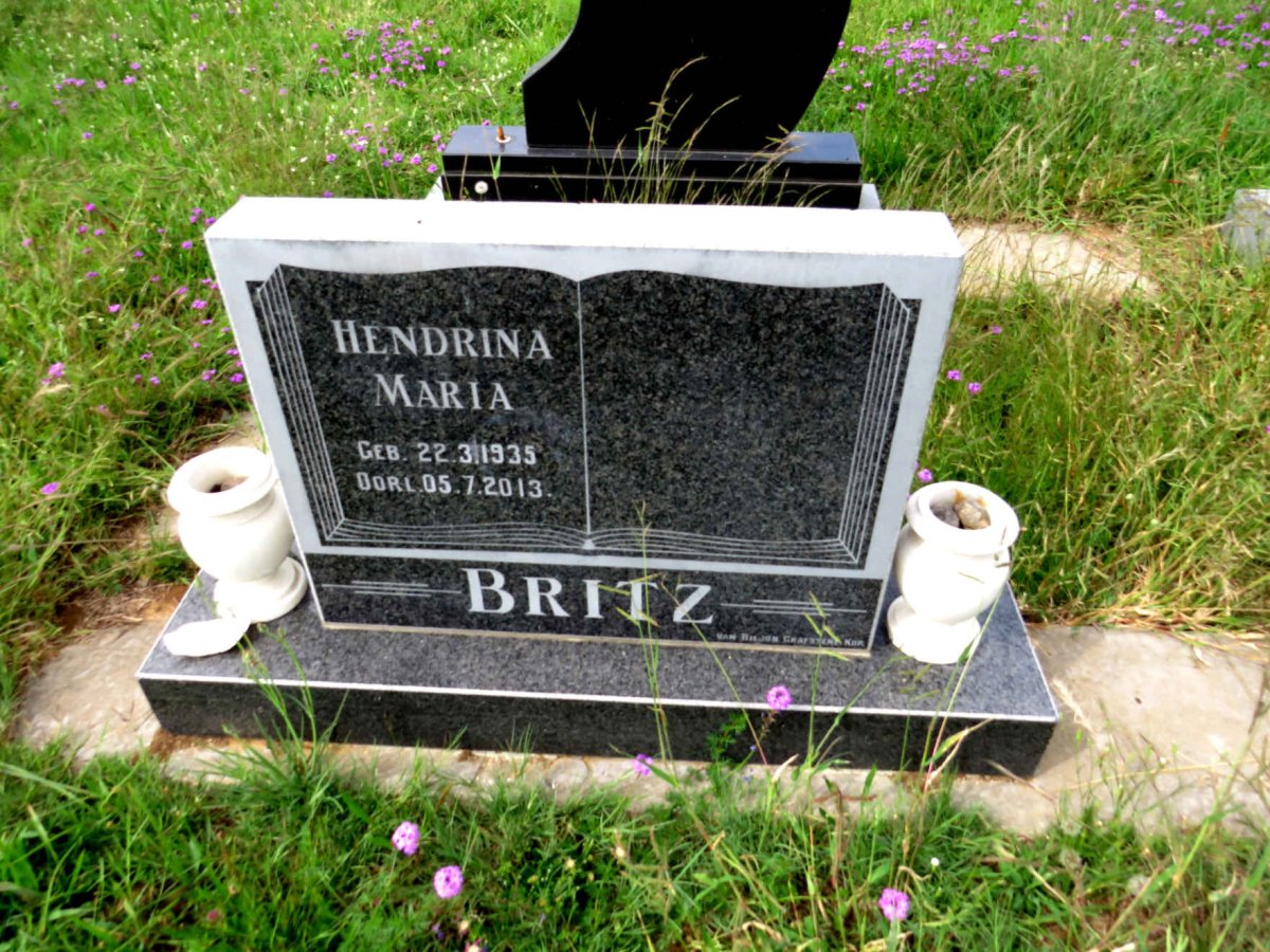 BRITZ Hendrina Maria 1935-2013