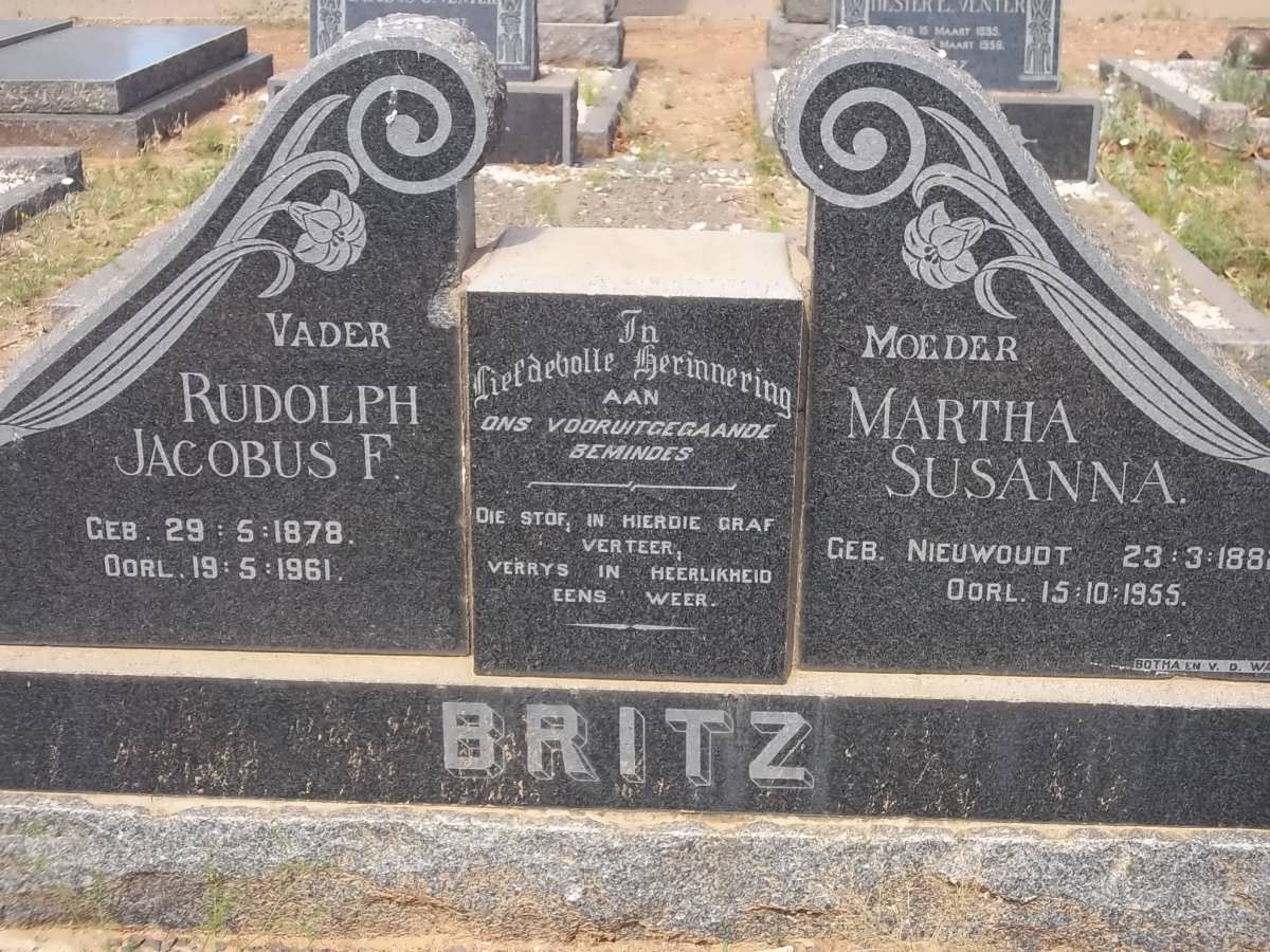 BRITZ Rudolph Jacobus F. 1878-1961 &amp; Martha Susanna NIEUWOUDT 188?-1955