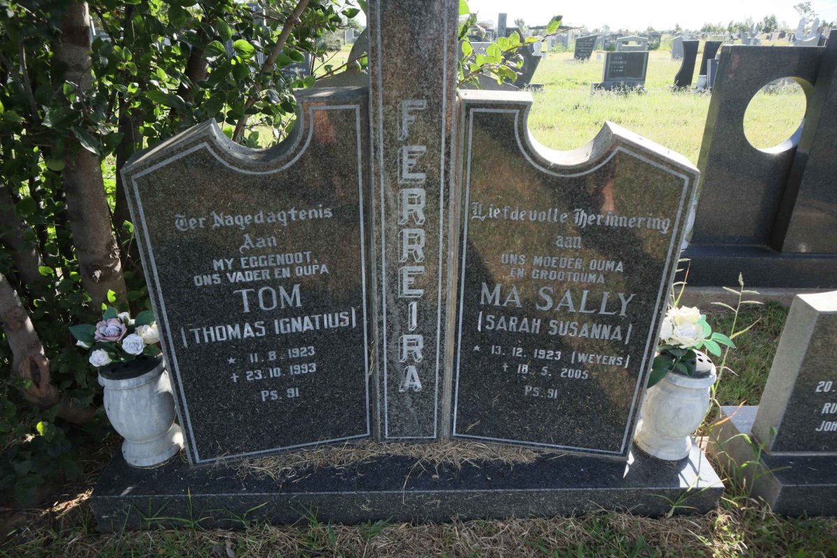 FERREIRA Thomas Ignatius 1923-1993 &amp; Sarah Susanna WEYERS 1923-2005
