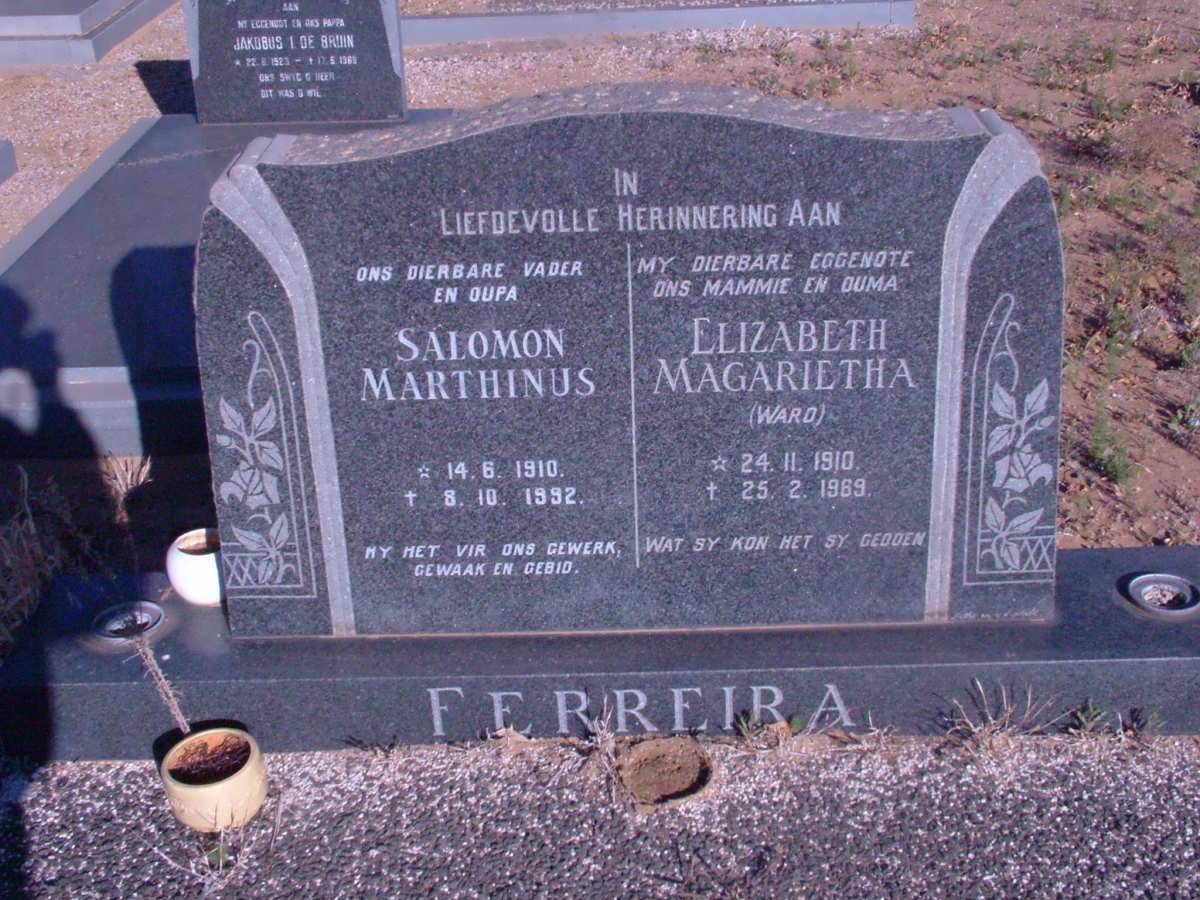 FERREIRA Salomon Marthinus 1910-1992 &amp; Elizabeth Magarietha WARD 1910-1969