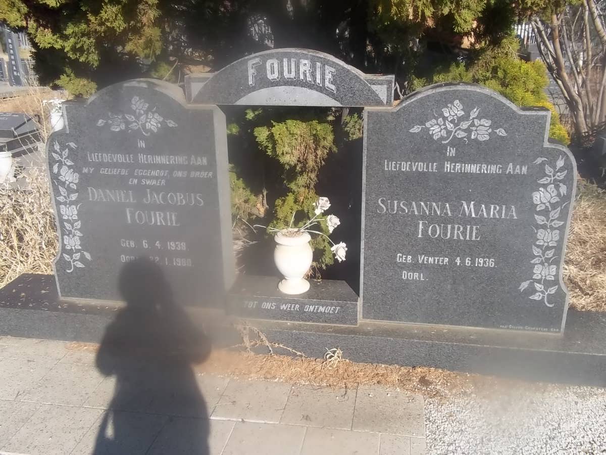 FOURIE Daniel Jacobus 1938-1988 &amp; Susanna Maria VENTER 1936-