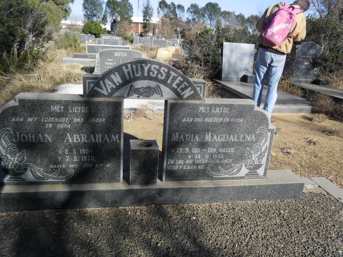 HUYSSTEEN Johan Abraham 1904-1970 &amp; Maria Magdalena NAUDE 1911-1988