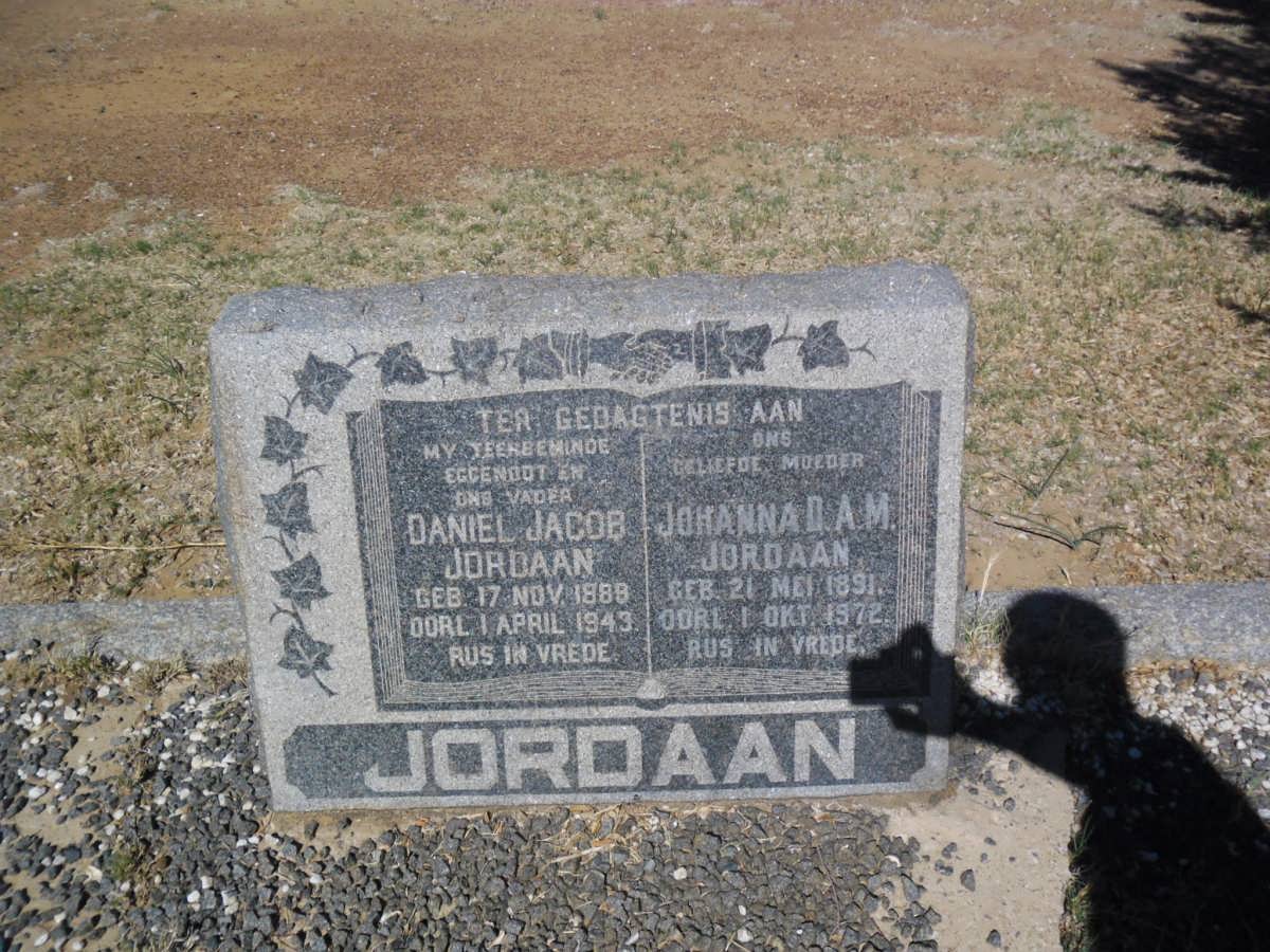 JORDAAN Daniel Jacob 1889-1943 &amp; Johanna D.A.M. 1891-1972