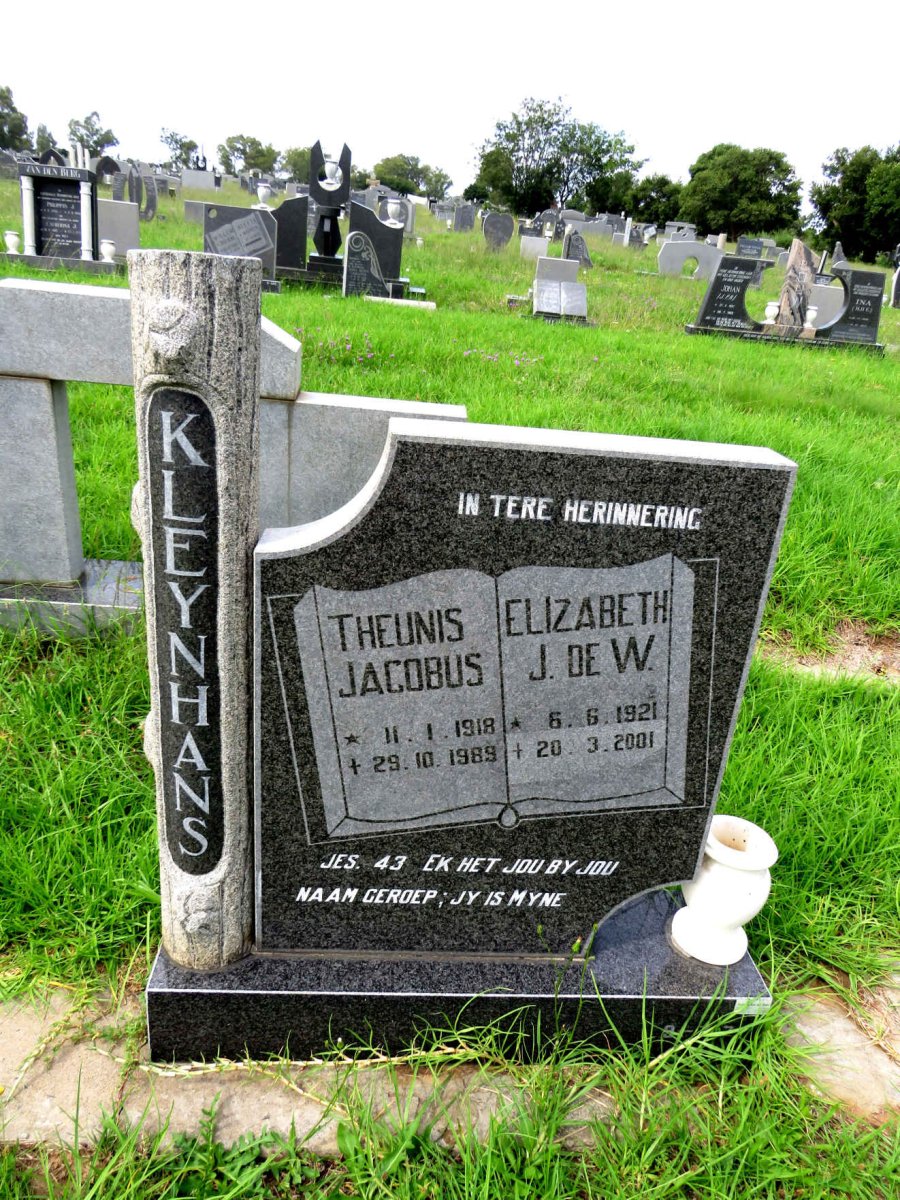 KLEYNHANS Theunis Jacobus 1918-1989 & Elizabeth J.de W. 1921-2001